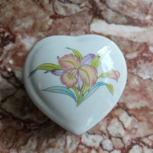 Vintage Otagiri Orchid Mist Porcelain Trinket Box
